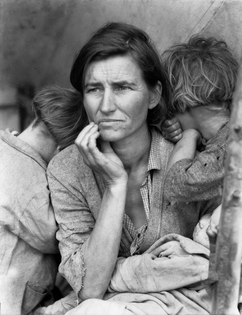 Mère migrante, 1936 (retouchée) - Dorothea Lange, National Media Museum | Creative Commons BY-NC-SA 4.0