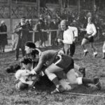 Rugby à XV féminin, avril 1929, match entre le Fémina Sport et les Hirondelles, à Paris - Le Cri de Toulouse | Domaine public