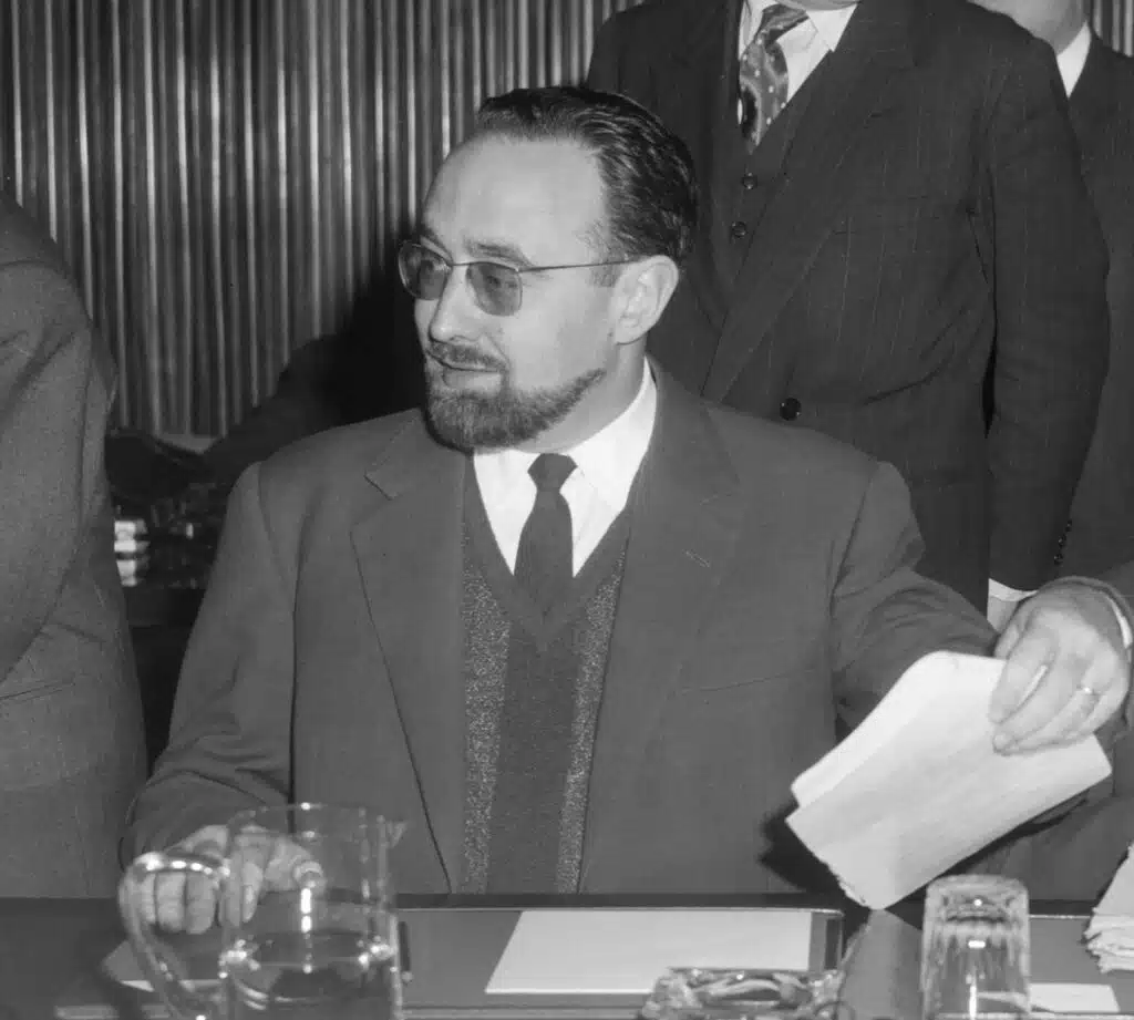 Edgard Pisani en 1964 - Bilsen, Joop van / Anefo | Creative Commons BY-SA 3.0