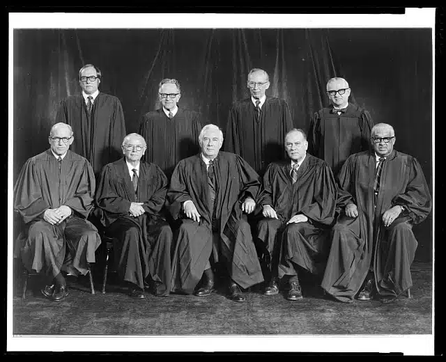 Juges siégeant à la Cour suprême lors de Roe v. Wade - U.S. Supreme Court | Domaine public