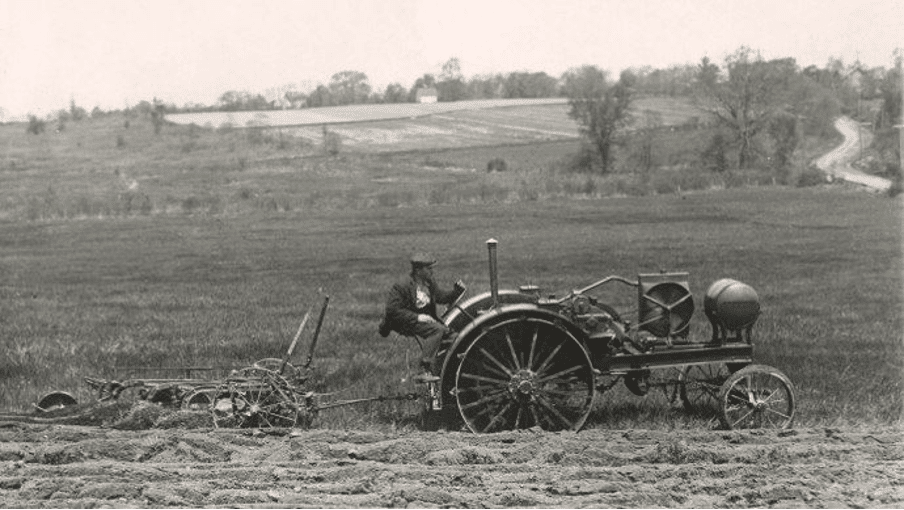 Tracteur Waterloo Boy de 12 cv - John Deere | Domaine public