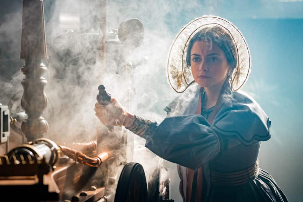 Sylvie Briggs dans le rôle d'Ada Lovelace - Doctor Who - Saison 12, Episode 2 - Photo Credit: Ben Blackall/BBC Studios/BBC America.