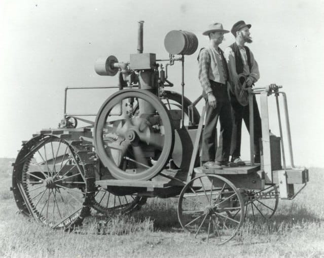 Le tracteur Froelich en 1892 - Auteur inconnu | Domaine public