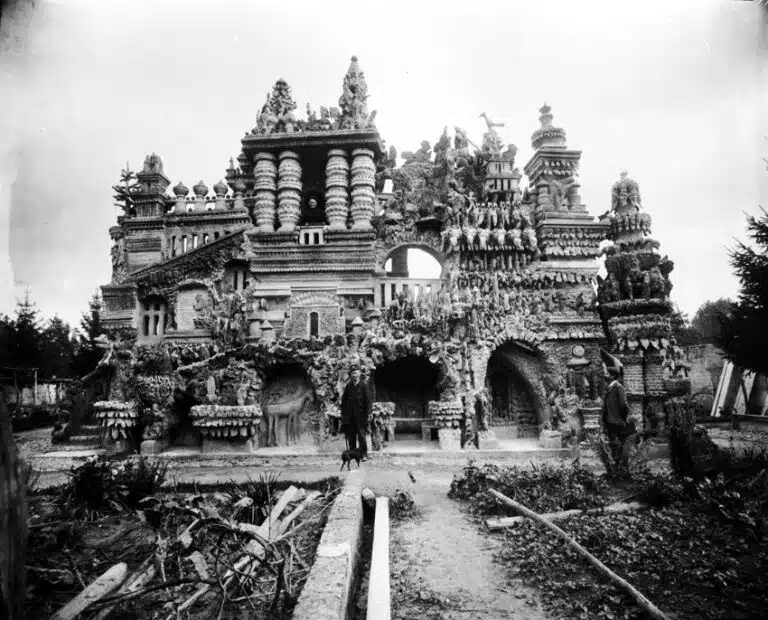 Le Palais idéal de Ferdinand Cheval vers 1890 | Domaine public