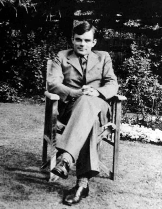 Alan Turing vers 1938 - Auteur inconnu | Domaine public