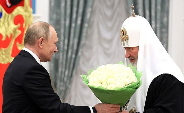 Poutine et Kirill têtes de l'Etat et de l'orthodoxie en Russie - The Russian Presidential Press and Information Office | Creative Commons Attribution 4.0
