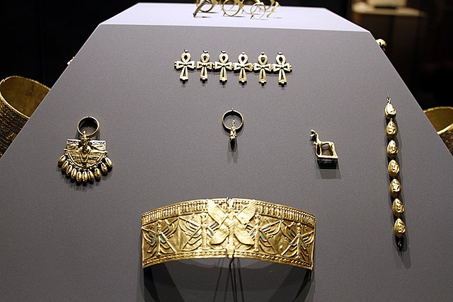 Bijoux de la collection d’Amanishakhéto exposés au musée égyptien de Berlin | José Luiz - CC BY-SA 4.0