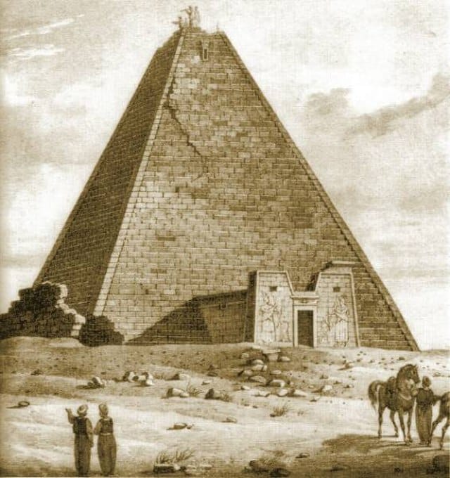 Pyramide d’Amanishkhéto avant destruction en 1834 | Inconnu – Domaine Public
