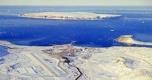 Base aérienne de Thulé au nord-ouest Groenland - USAF / Domaine public