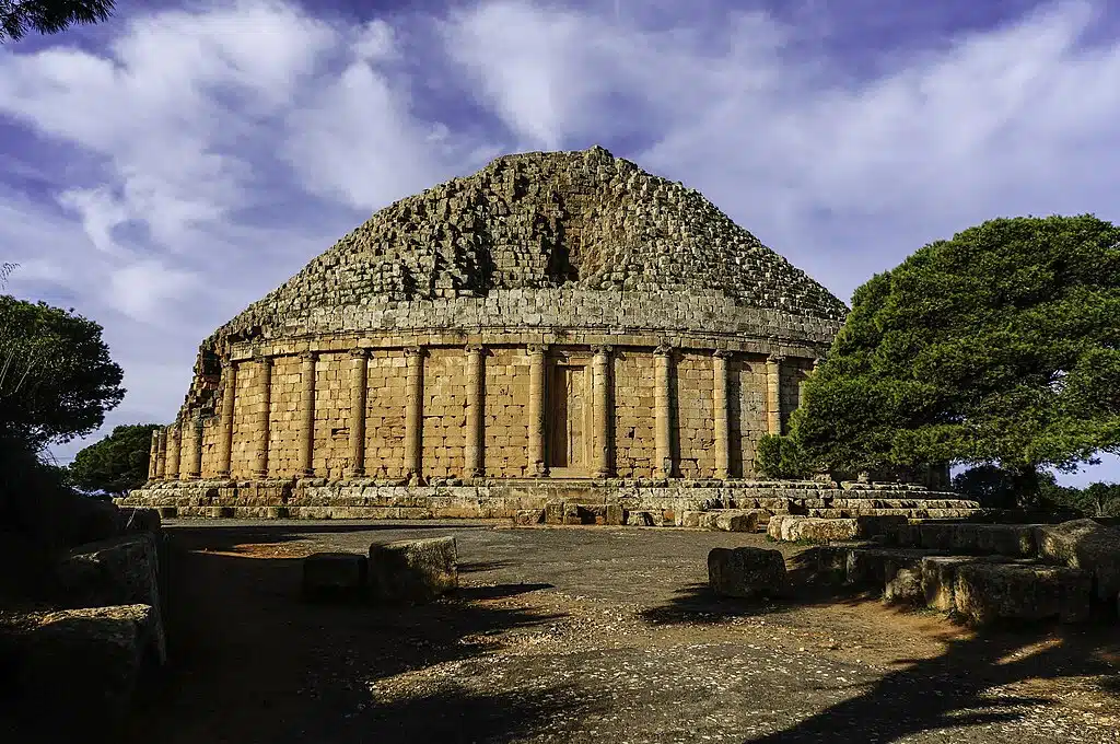 Mausolée royal de Maurétanie - lieu supposé du tombeau de Cléopâtre Séléné | Domaine public