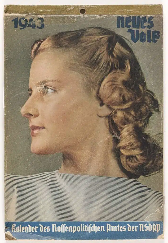 Calendrier de l'année 1943 du journal de propagande nazie Neues Volk | Domaine public