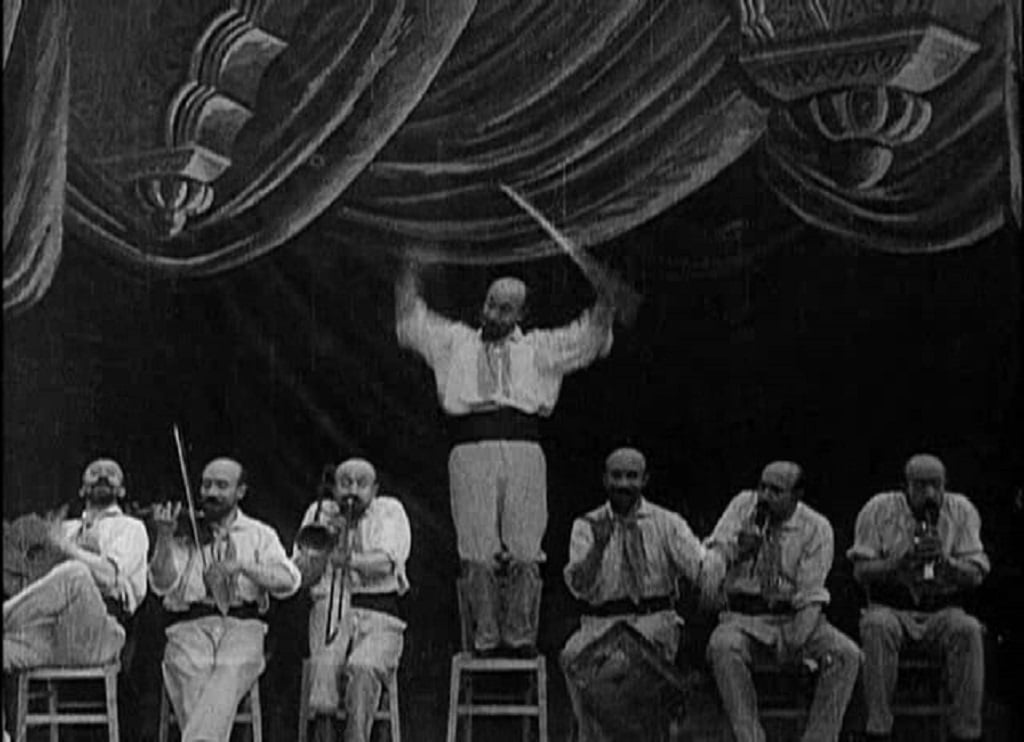 Georges Méliès - L'Homme Orchestre, 1900 I Domaine Public