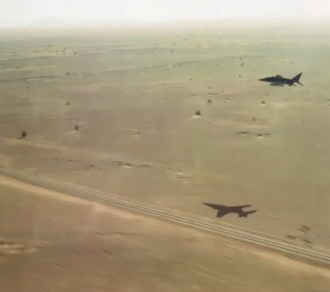 Reconnaissance sur la voie ferrée durant l'opération Lamantin - Armée de l'air | Licence ouverte 2.0