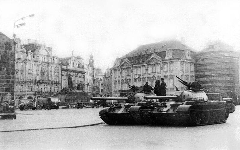 L'invasion des forces militaires du Pacte de Varsovie, Prague, 1968 - ALDOR46 | Domaine public