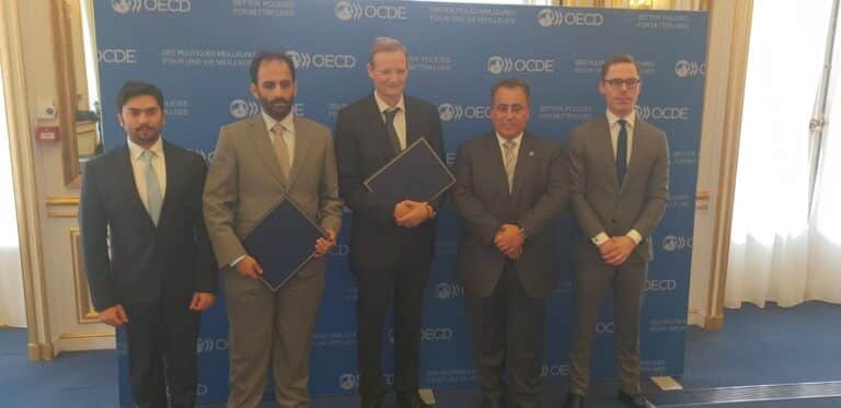 Le Qatar signe un accord historique avec l'OCDE pour renforcer ses conventions fiscales en 2018 - Ambassade du Qatar à Paris.