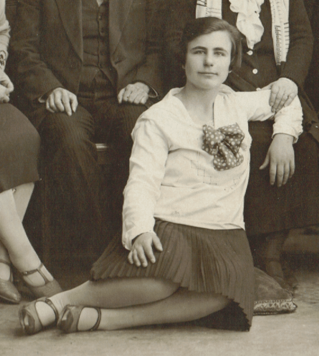 Mélinée Manouchian élève à l'école Tebrotzassère en 1928-1929 - Archives de l'école Tebrotzassère | Domaine public