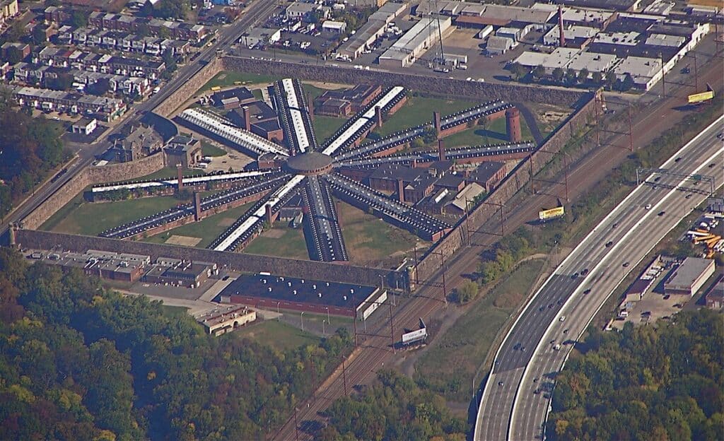 Holmesburg Prison vue du ciel - Marduk | Domaine public
