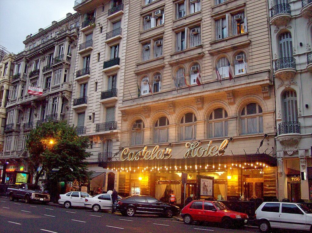 Hôtel Castelar - Roberto Fiadone [pseudo Wikipédia] | Domaine public 