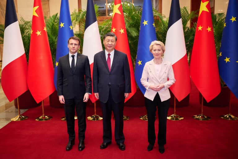 Visite d'Ursula von der Leyen et d'Emmanuel Macron en Chine le 6 avril 2023 - EC/DATI BENDO | Creative Commons BY 4.0 DEED
