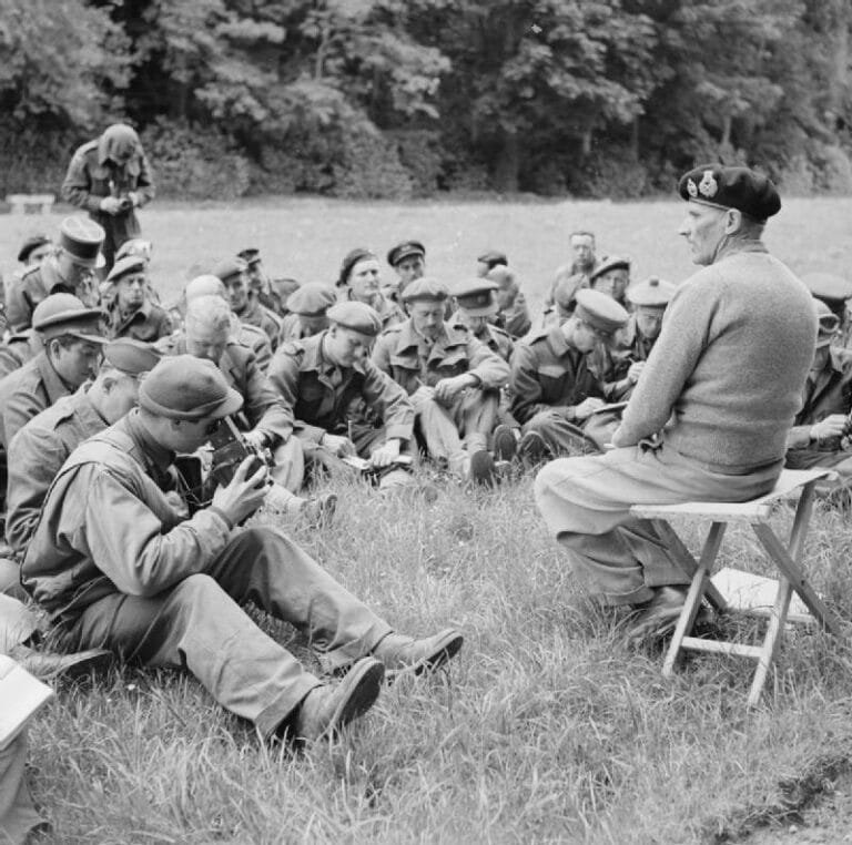 Opération Overlord (le débarquement de Normandie) - Jour J 6 juin 1944 - Morris (Sgt), No 5 Army Film & Photographic Unit | Domaine public
