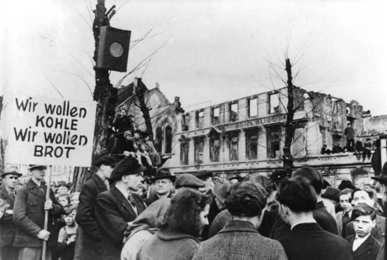 krefeld, hungerwinter, demonstration