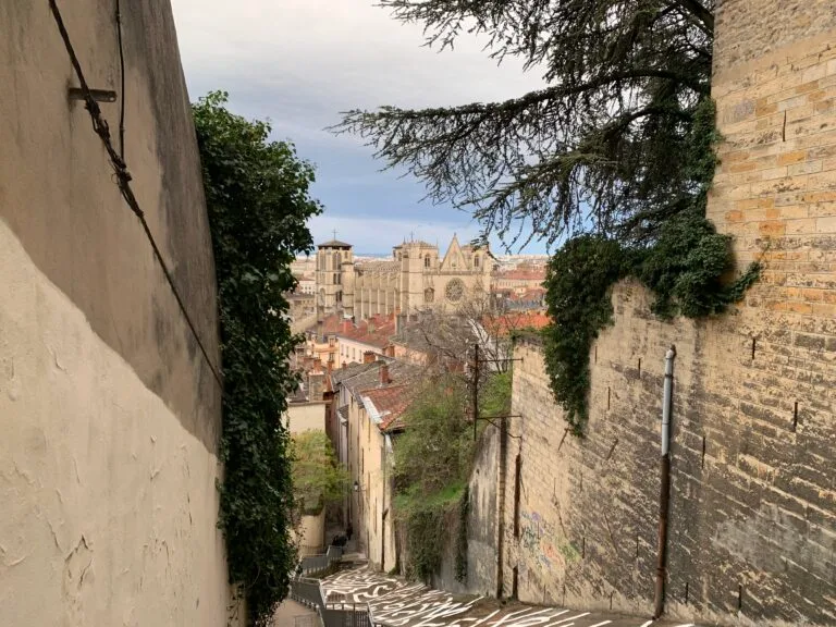 Le vieux Lyon - Augustin Remond | Domaine public