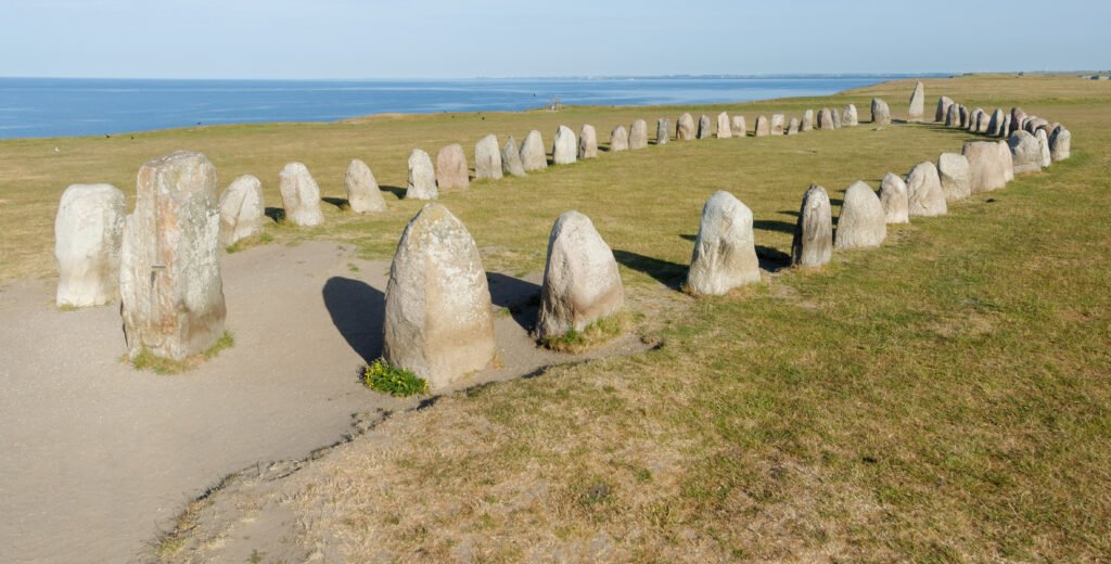 Mégalithes de Ale vu à environ 4 m du sol Image prise à l'aide d'un appareil photo monté sur monopode. - Wikimalte, 2018 | CCA 4.0 International