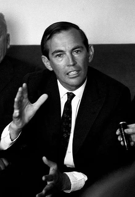 Christiaan Barnard en 1969 en Italie - Domaine public
