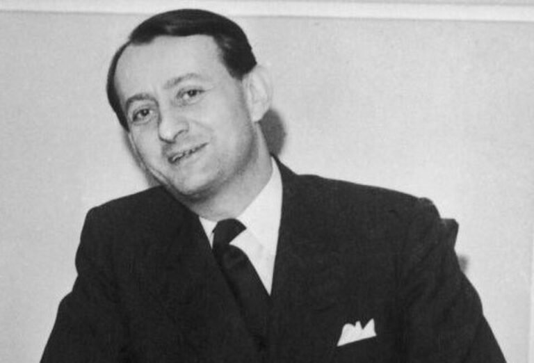 André Malraux vers 1945 - Auteur anonyme | Domaine public