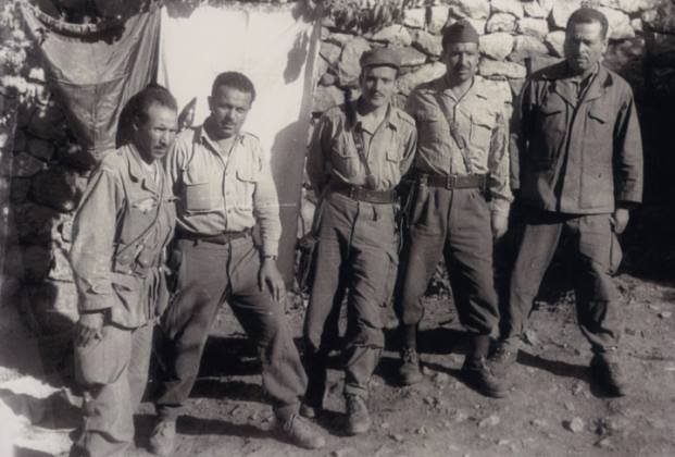 Responsables du FLN au Congrès de la Soummam, août 1956 - Auteur inconnu | Domaine public