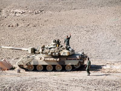 AMX-30 durant la première Guerre du Golfe, lors de l'opération Daguet, la première opération extérieure au cours de laquelle les soldats français ont utilisé le camouflage Daguet - STAFF SGT. DEAN WAGNER | Domaine public