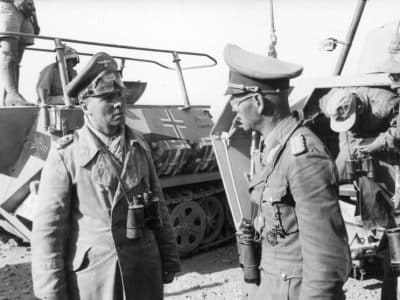 Afrique du Nord, juin 1942 : Rommel en compagnie du Generalmajor Georg von Bismarck - Bundesarchiv | Creative Commons BY-SA 3.0