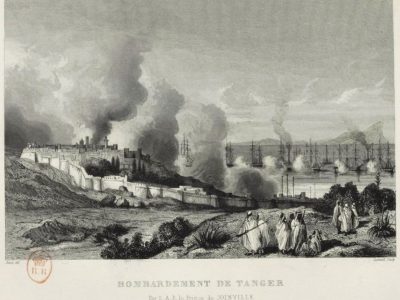 Bombardement de Tanger en août 1844 par l'escadre du prince de Joinville. Image extraite du Voyages autour du monde et naufrages célèbres.... Tome 8, par le capitaine G. Lafond - Ch. Hugo, Amédée R | Domaine public