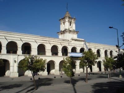 Cabildo Salta - Alienlanus [pseudo Wikipédia] | Creatives Commons BY-SA 3.0 Deed