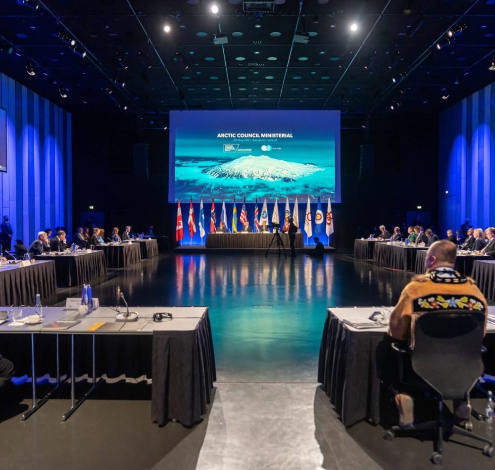 Le secrétaire d'État Antony J. Blinken participe à la réunion ministérielle du Conseil de l'Arctique, à Reykjavik, en Islande, le 20 mai 2021 - Photo du Département d'État par Ron Przysucha | Domaine public