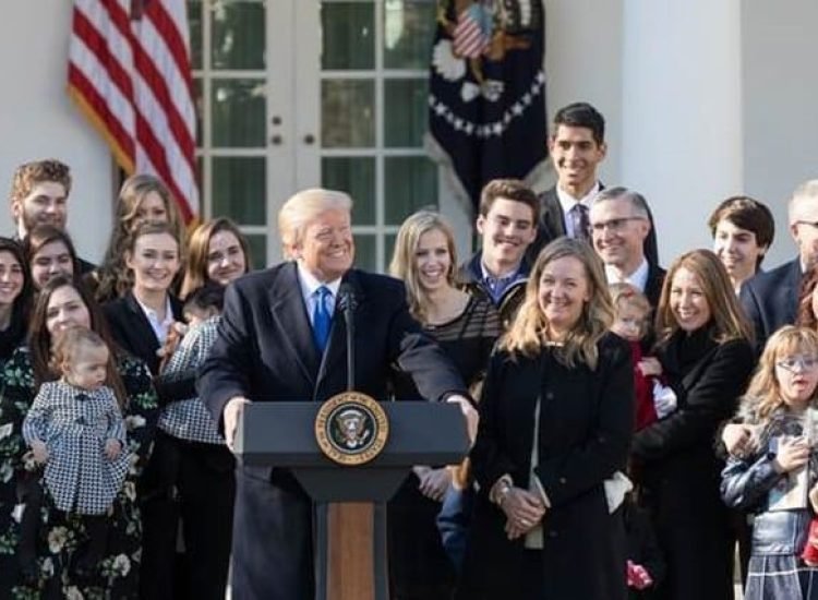 Donald Trump à la marche pour la vie, 2018 - Stephanie Chasez | Domaine public