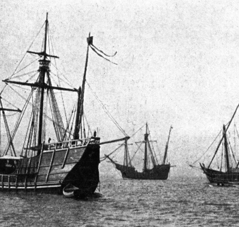 Répliques des caravelles Pinta et Niña et du carrack Santa Maria. Reposant dans la North River, New York. Les deux caravelles et le chariot qui ont traversé l'Espagne pour être présents à l'exposition universelle de Chicago. Illustration du commerce en péninsule Ibérique - E. Benjamin Andrews | Domaine public