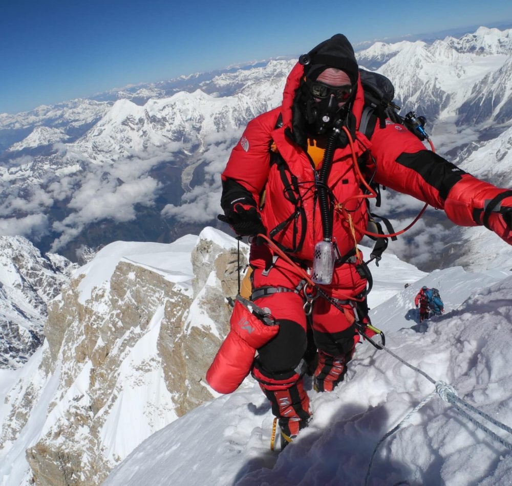 Expédition dans l'Everest, Sherpas lors d'une expédition dans l'Everest, Satori Adventure Nepal - 8848hehe (Pseudo Wikipédia) | Creative Commons BY-SA 4.0