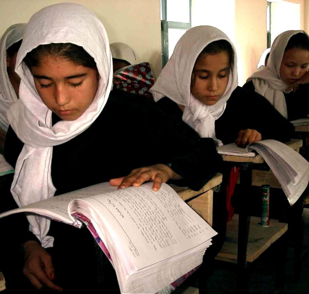 Filles dans une école dans la province afghane de Samangan - USAID (pseudo Pixnio) | Domaine public