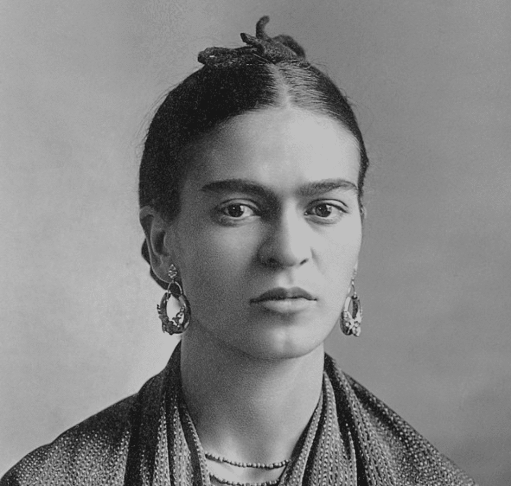 Frida Kahlo, portrait d'une femme célèbre ! - Guillermo Kahlo | Domaine public