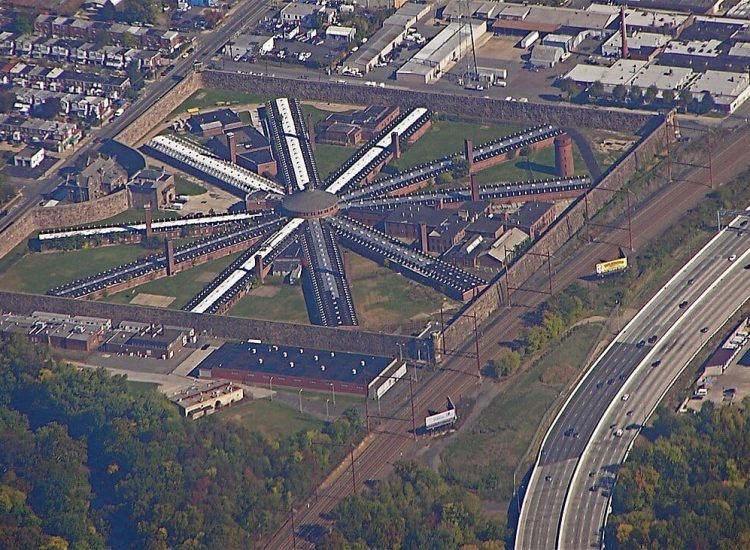 Holmesburg Prison vue du ciel - Marduk | Domaine public
