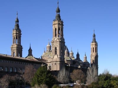 La basilique Notre-Dame du Pilier, à Saragosse, en Espagne, en illustration à notre article sur le rapt en Aragon à l'époque médiévale - Willtron | Creative Commons BY-SA 3.0