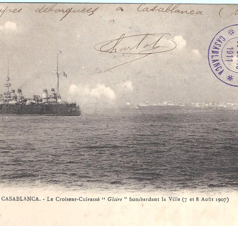 Le croiseur français Gloire lors du bombardement de Casablanca en août 1907, imprimé sur une carte postale - Joseph Boussuge | Domaine public