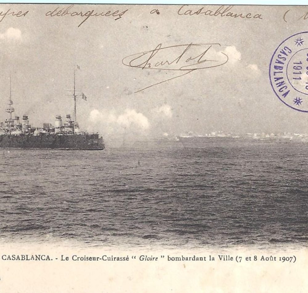 Le croiseur français Gloire lors du bombardement de Casablanca en août 1907, imprimé sur une carte postale - Joseph Boussuge | Domaine public