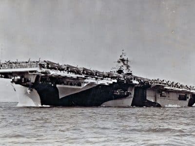 Le porte-avions américain USS Essex (CV-9) - U.S. Navy | Domaine public