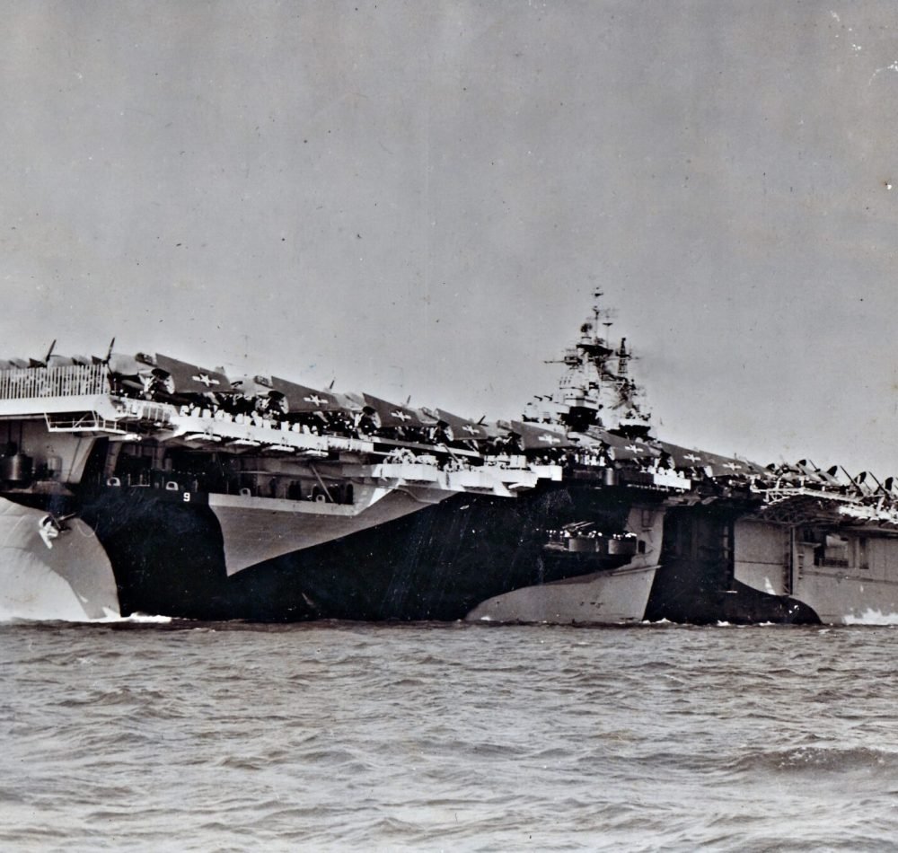 Le porte-avions américain USS Essex (CV-9) - U.S. Navy | Domaine public