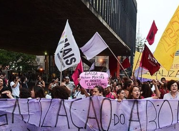 Manifestation pour la légalisation de l'avortement à São Paulo - 8 décembre 2016 | Creative Commons BY 3.0.