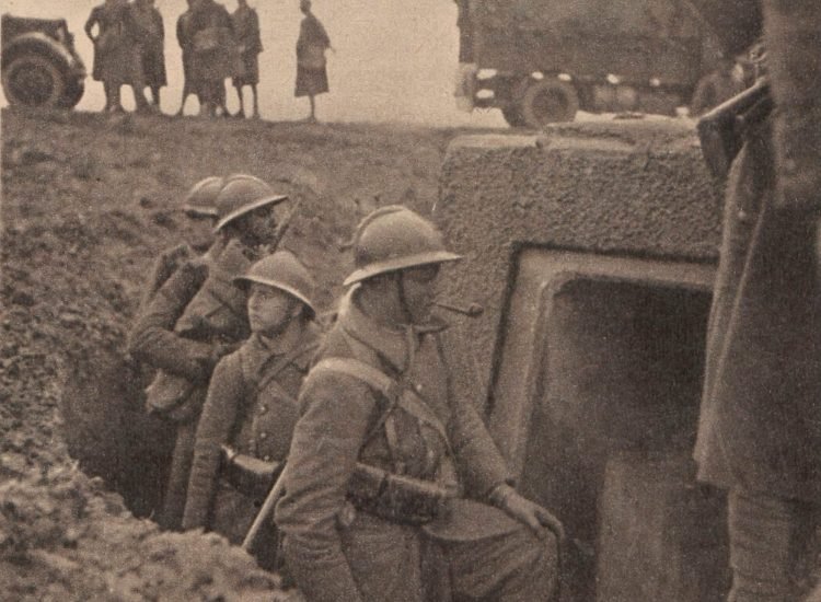 Des tirailleurs sénégalais de la 5e armée fin 1939 en Alsace - BnF | Domaine public