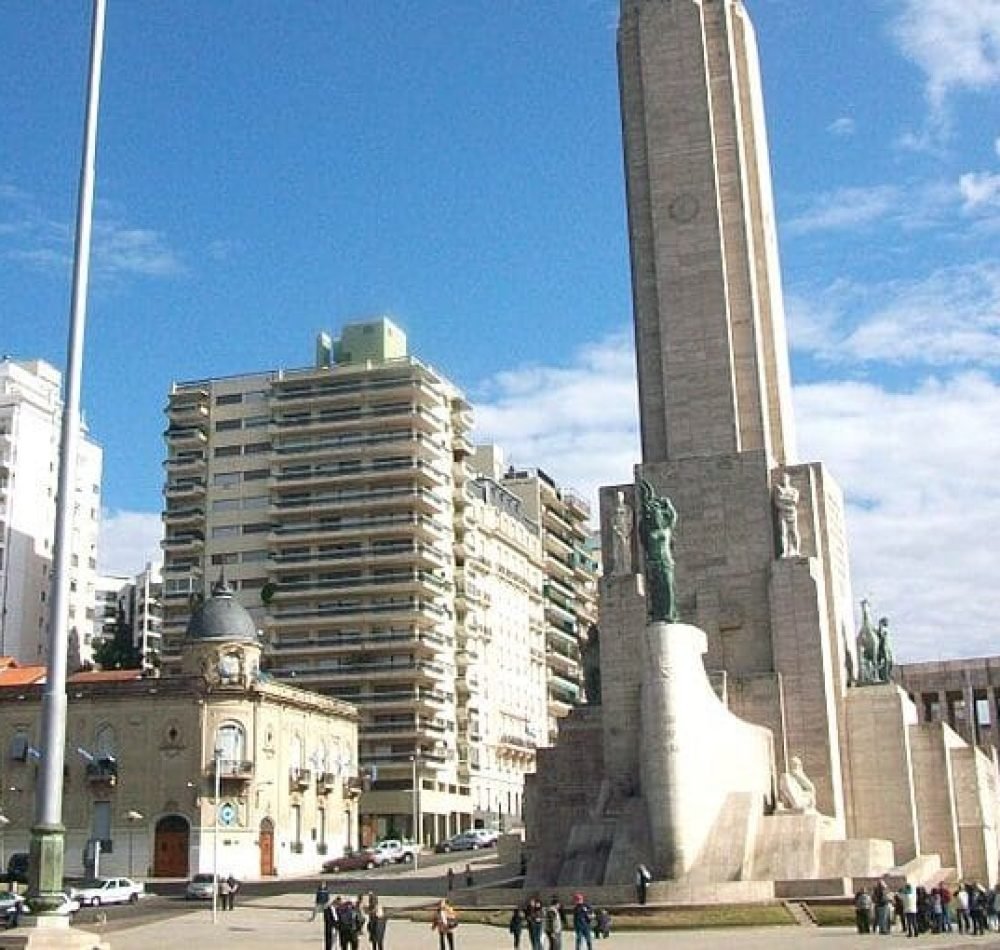 Monumento a la bandera - AméthysteK [pseudo Wikipédia] | CC BY-SA 3.0