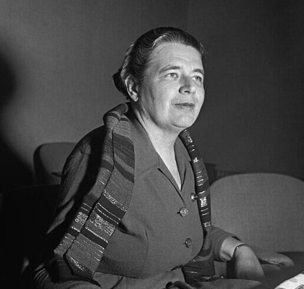 Photographie de Marguerite Yourcenar en Finlande, 1954 | Domaine public
